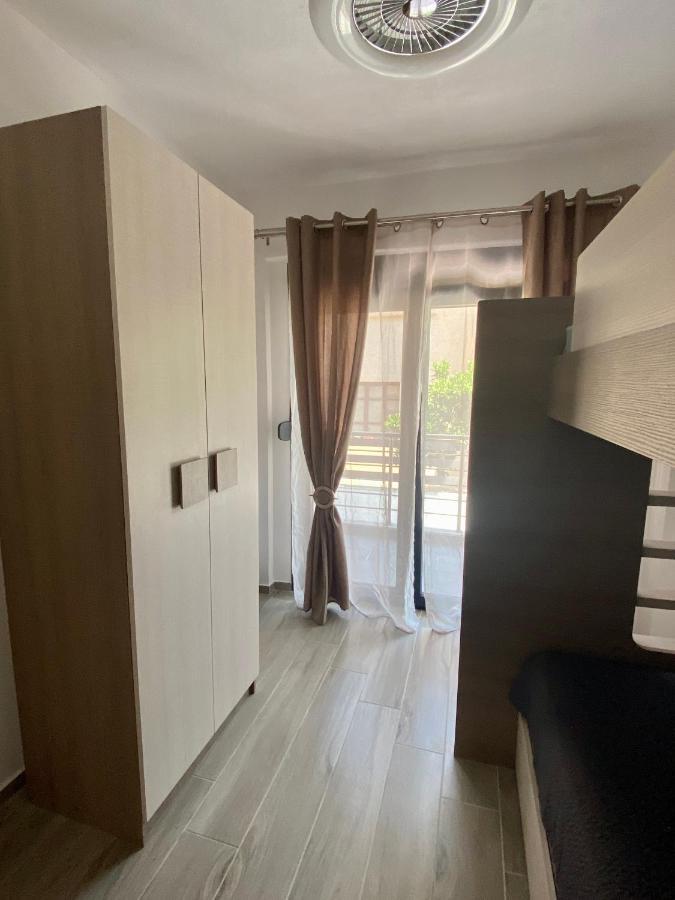 Lux Apartment Nea Kallikratia Nea Kallikrateia Eksteriør bilde